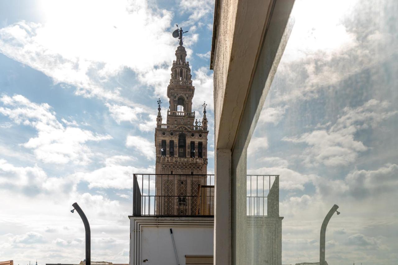 Cathedral Apartment, Upper Floor Apartment Sevilha Exterior foto